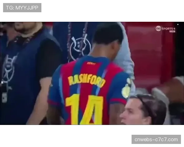 终场哨响阿拉维斯绝平庆祝，博耶梅开二度助球队保级路上关键一分