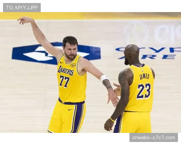 湖人139-96惨败雷霆创赛季最大输球分差，东契奇缺阵影响显现